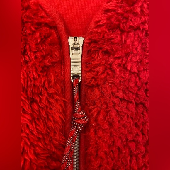 Lululemon Oh So Sherpa Full Zip Dark Red Size 6 - Picture 6 of 7